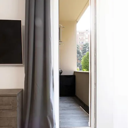 Appartamento Moderno Milan Exterior photo