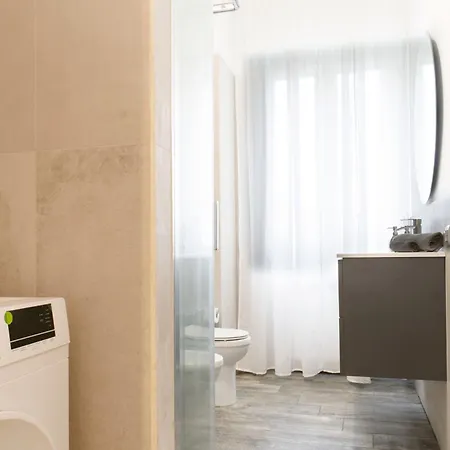 Appartamento Moderno Milan Exterior photo